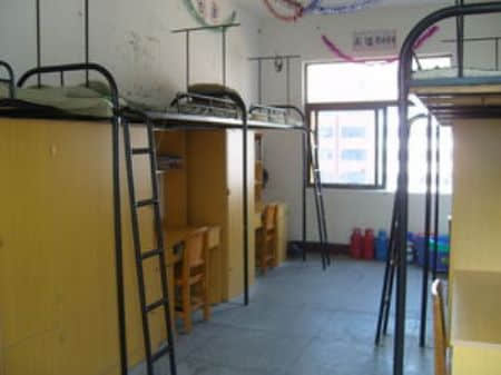 辽宁工程技术大学宿舍条件怎么样—宿舍图片内景