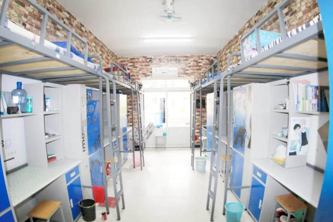 郑州科技学院宿舍条件怎么样—宿舍图片内景