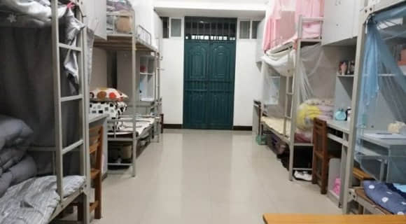 广西经贸职业技术学院宿舍条件怎么样—宿舍图片内景